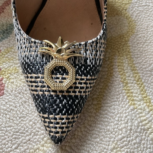 Size 9. Louise er Cie heels - Picture 2 of 6